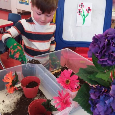 Gardening sensory play